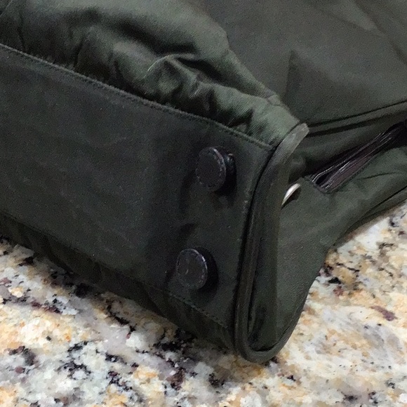 Prada Green Nylon Tote Handbag Bag - Picture 9 of 10